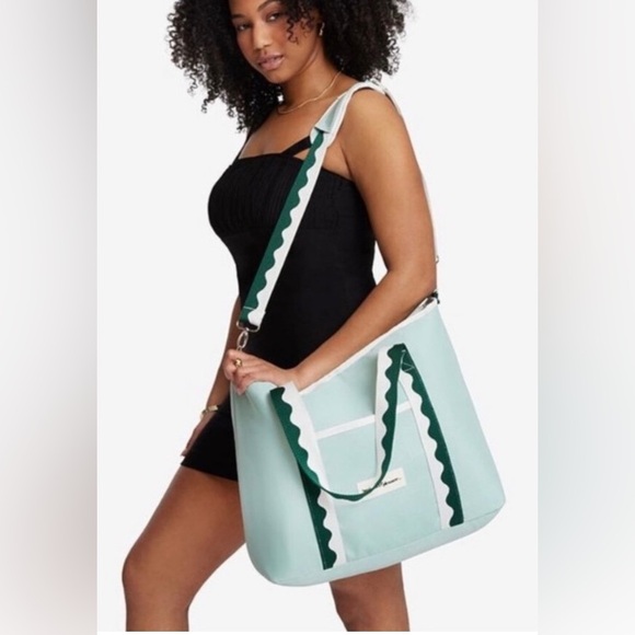 Business & Pleasure Rivie Green Cooler Tote - Picture 2 of 5